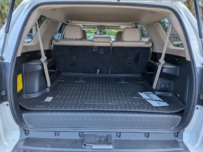 2019 Toyota 4Runner — photo 13 view