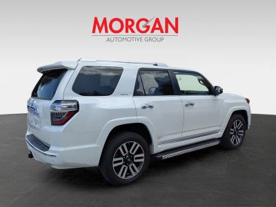 2019 Toyota 4Runner — interior view