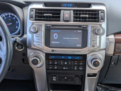 2019 Toyota 4Runner — photo 19 view