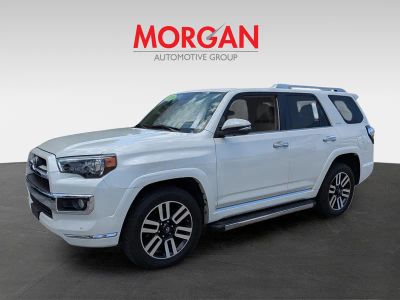 2019 Toyota 4Runner — photo 8 view