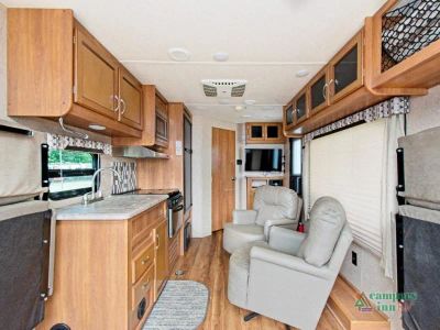 2019 Coachmen RV Catalina Trail Blazer — photo 20 view