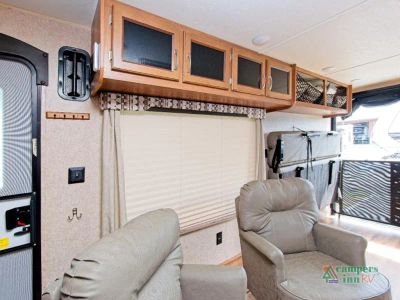 2019 Coachmen RV Catalina Trail Blazer — photo 18 view