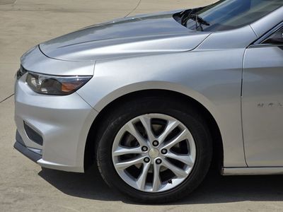 2017 Chevrolet Malibu - Photo 6