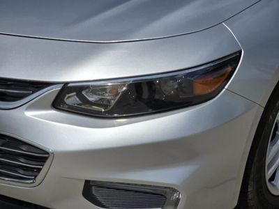 2017 Chevrolet Malibu - Photo 5