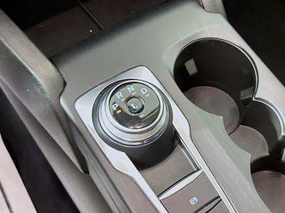 2024 Ford Escape — photo 16 view