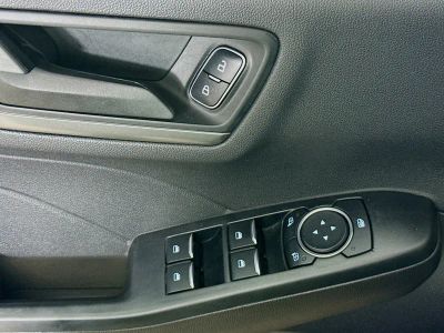 2024 Ford Escape — photo 17 view