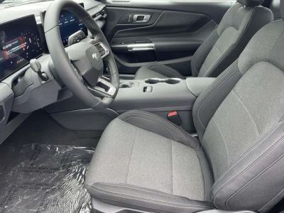 2026 Ford Mustang — photo 16 view