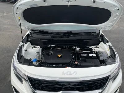 2023 Kia Seltos - Photo 22