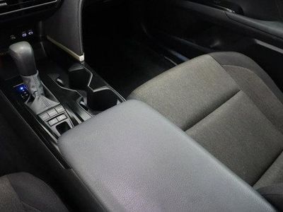2025 Toyota Camry — photo 16 view