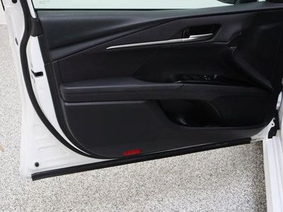 2025 Toyota Camry — photo 12 view