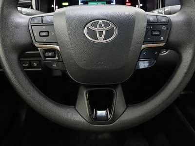 2025 Toyota Camry — photo 23 view