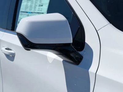 2026 Chevrolet Tahoe — photo 11 view