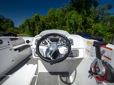 2023 Tahoe 2150 - Photo 15