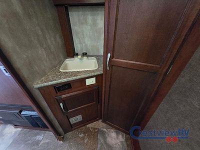 2014 Winnebago Industries Towables Minnie - Photo 24