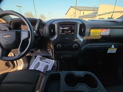 2026 Chevrolet Silverado 3500HD — photo 13 view
