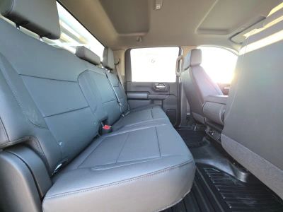 2026 Chevrolet Silverado 3500HD — photo 14 view