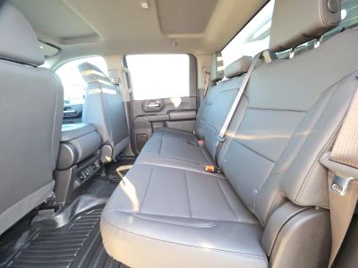 2026 Chevrolet Silverado 3500HD — photo 18 view