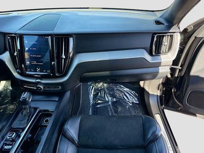 2018 Volvo XC60 - Photo 18
