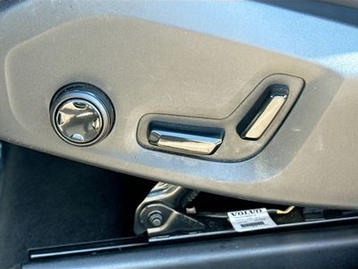 2018 Volvo XC60 - Photo 24