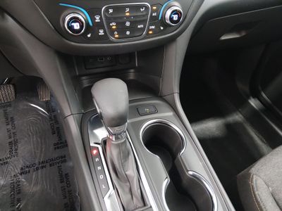 2024 Chevrolet Equinox — photo 13 view