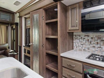 2018 Keystone RV Montana Legacy — photo 19 view