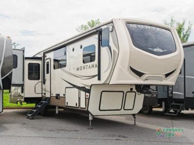 2018 Keystone RV Montana Legacy — front three-quarter view