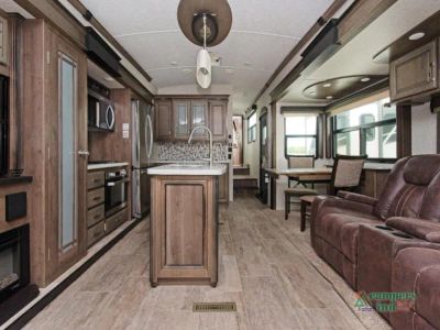 2018 Keystone RV Montana Legacy — photo 13 view