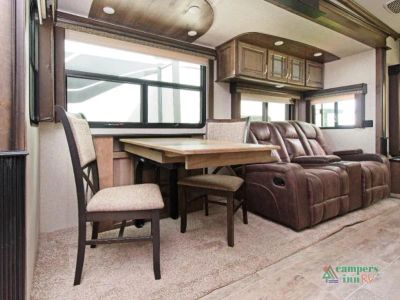 2018 Keystone RV Montana Legacy — photo 21 view