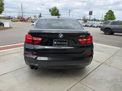 2016 BMW X4 — detail view