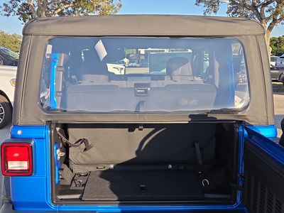 2026 Jeep Wrangler — photo 15 view