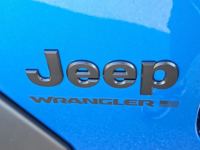 2026 Jeep Wrangler — photo 14 view