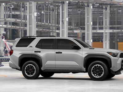 2026 Toyota 4Runner i-FORCE MAX - Photo 15