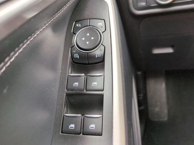 2022 Ford Explorer — photo 27 view