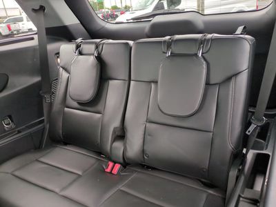 2022 Ford Explorer — photo 15 view