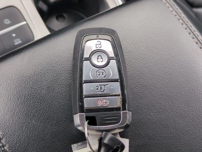 2022 Ford Explorer — photo 33 view