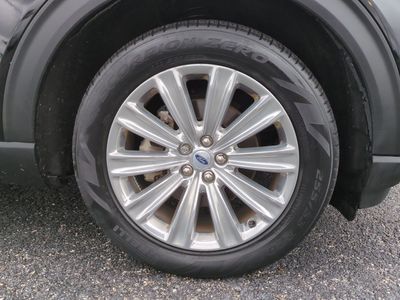 2022 Ford Explorer — photo 11 view
