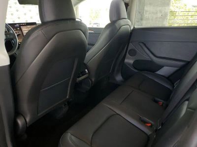 2024 Tesla Model Y — photo 10 view