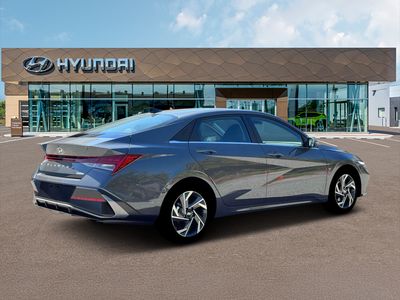 2026 Hyundai Elantra - Photo 26