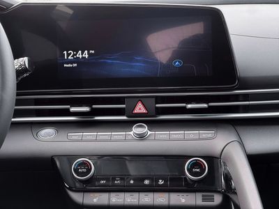 2026 Hyundai Elantra - Photo 38