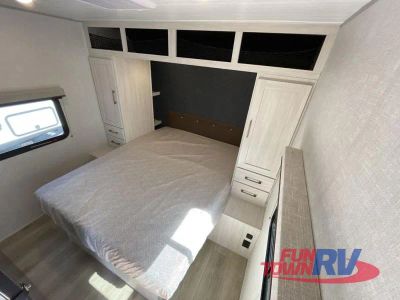 2025 Forest River RV Surveyor Legend X - Photo 27