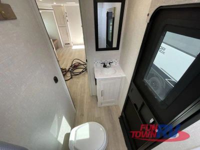2025 Forest River RV Surveyor Legend X - Photo 35