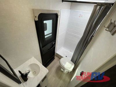 2025 Forest River RV Surveyor Legend X - Photo 33