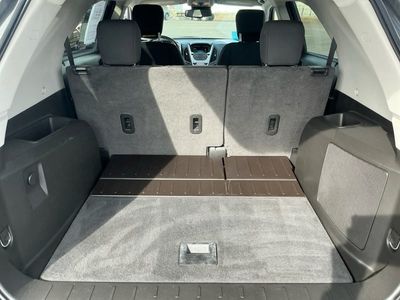 2013 Chevrolet Equinox — photo 17 view