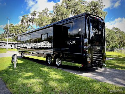 2015 Winnebago Grand Tour — rear three-quarter view
