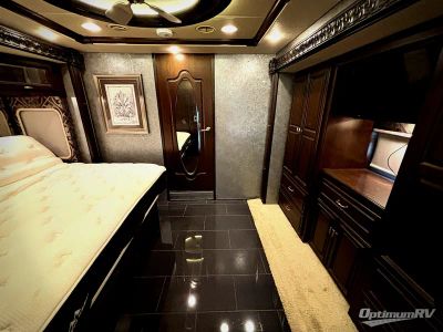 2015 Winnebago Grand Tour — photo 17 view