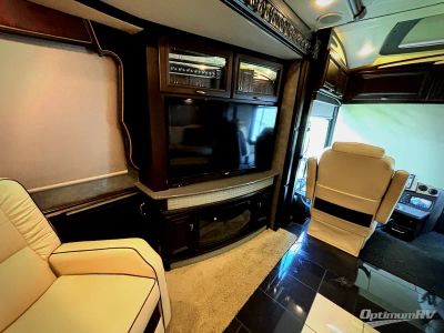 2015 Winnebago Grand Tour — photo 12 view