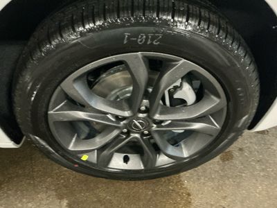 2026 Chrysler Pacifica — photo 8 view