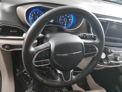 2023 Chrysler Voyager - Photo 12