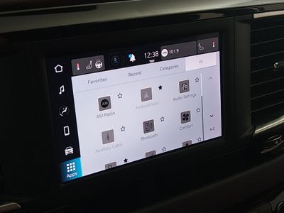 2023 Chrysler Voyager - Photo 20