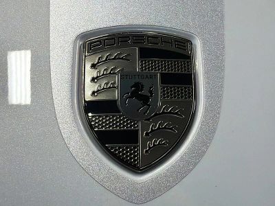 2026 Porsche 911 — photo 12 view